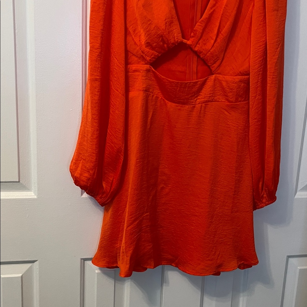 Sage + Paige Deep V Neck Front Cut-Out Mini Dress Long Sleeves Orange Size L - Picture 5 of 7